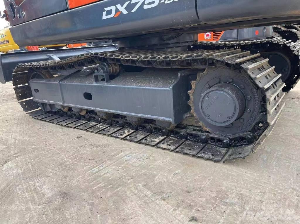 Doosan DX 75 Koparki gąsienicowe