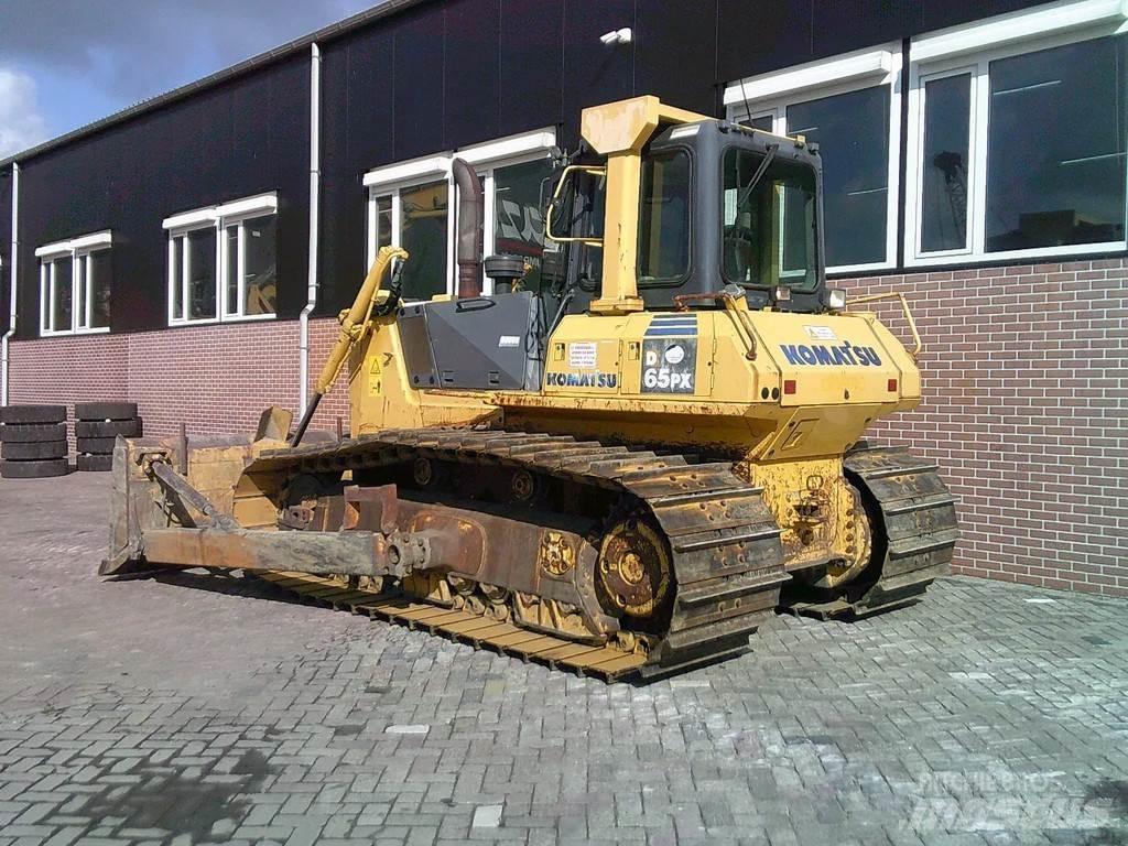 Komatsu D65PX-15 Spycharki gąsienicowe