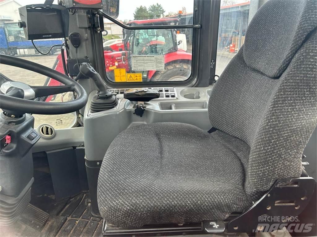 Doosan DL 300 Ładowarki kołowe