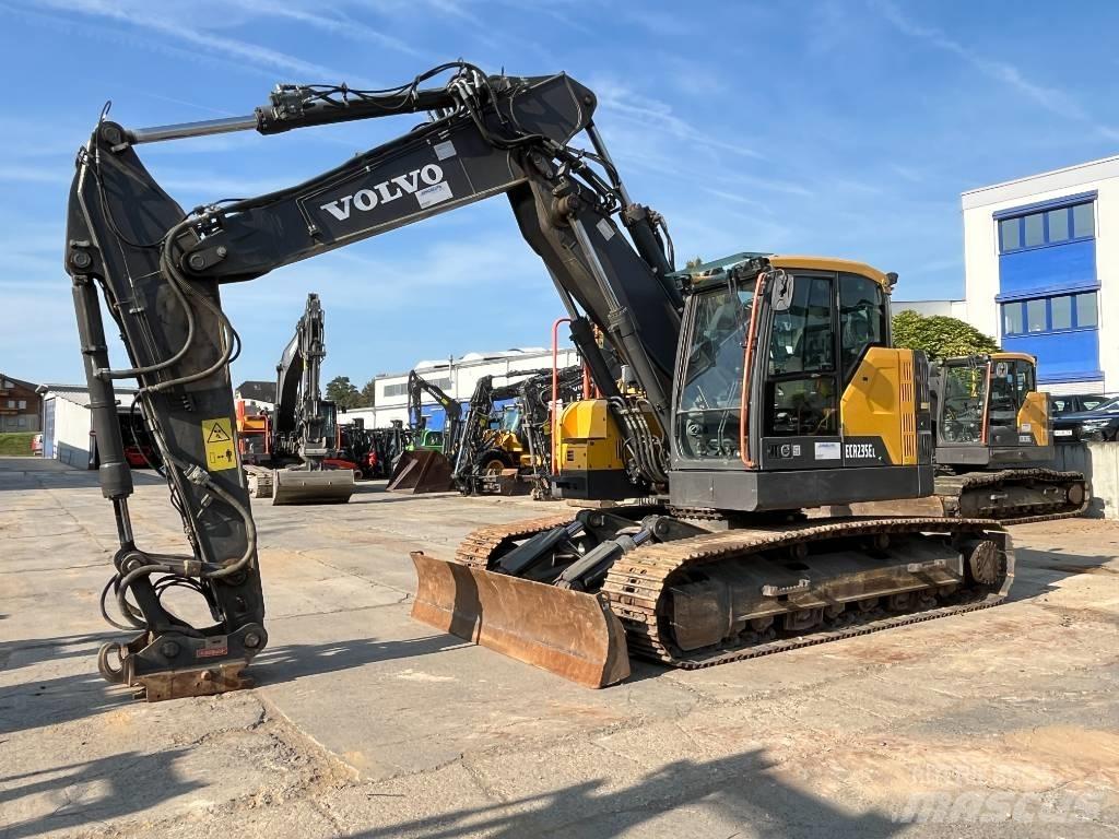 Volvo ECR235EL Koparki gąsienicowe