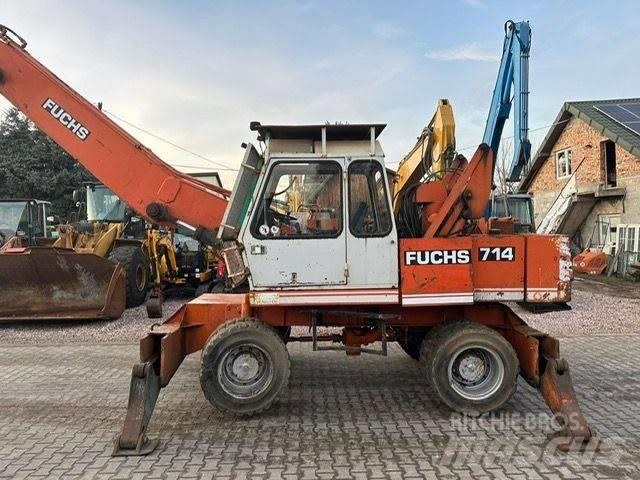 Fuchs FUCHS 714 Koparki przeładunkowe