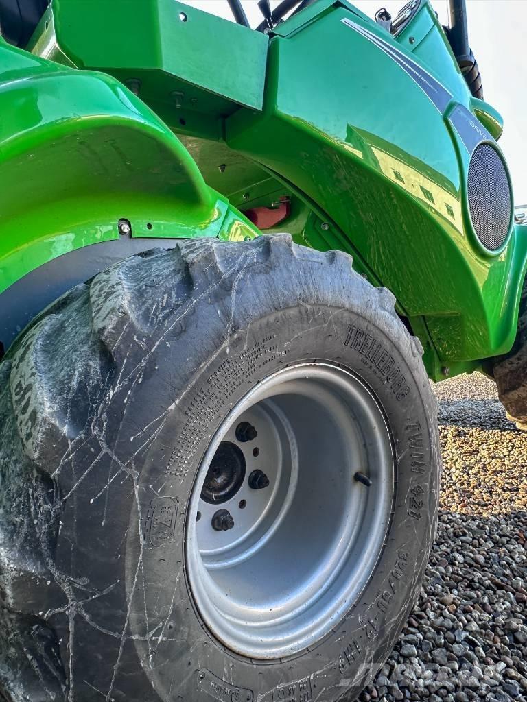 Avant 745 Ładowarki wielofunkcyjne