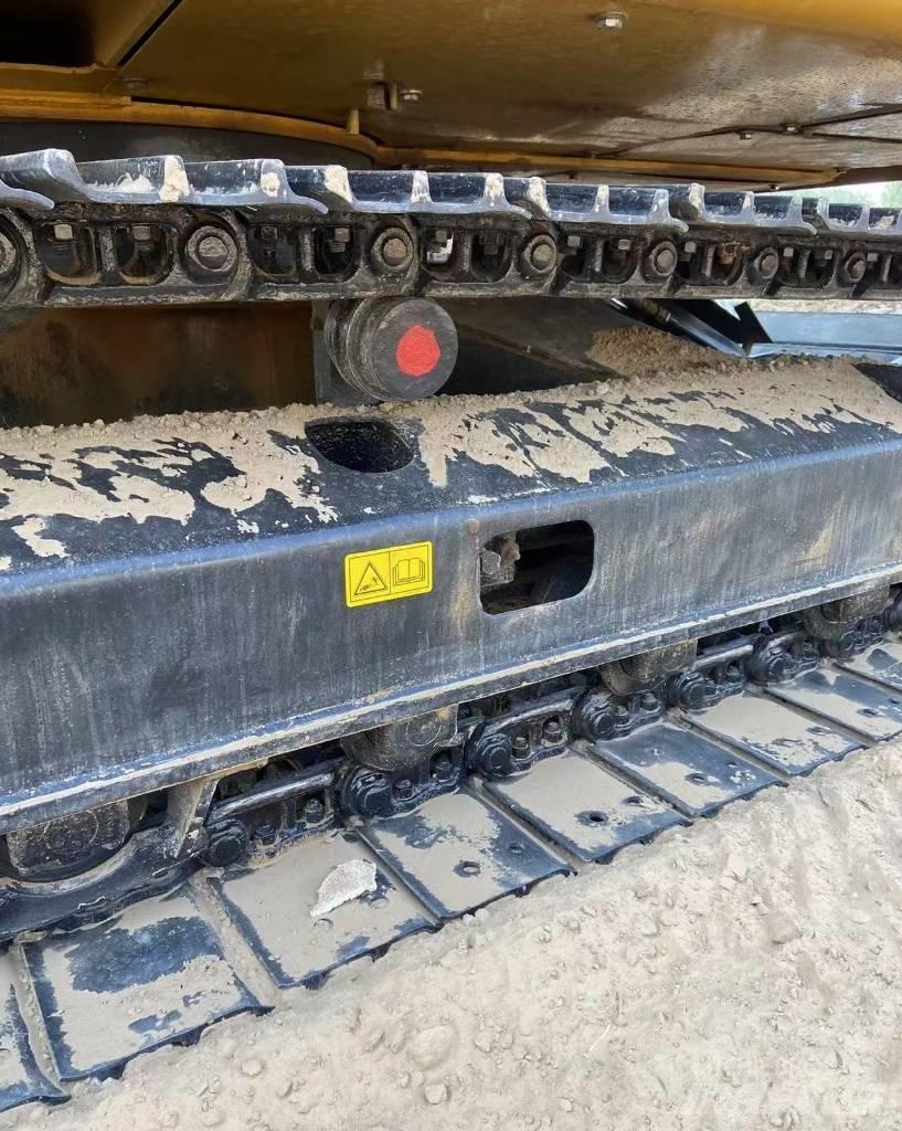 CAT 307 D Koparki gąsienicowe