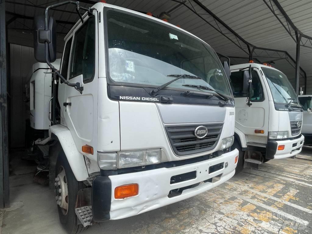 UD 3300 Zamiatarki