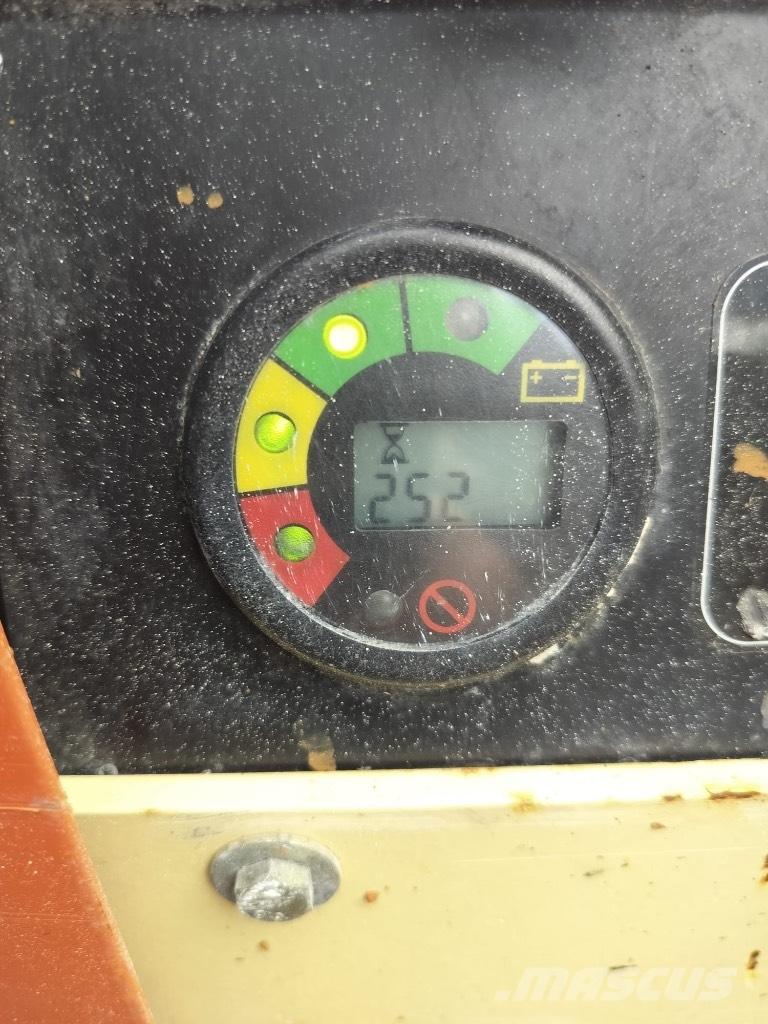 JLG 6 RS Podnośniki nożycowe