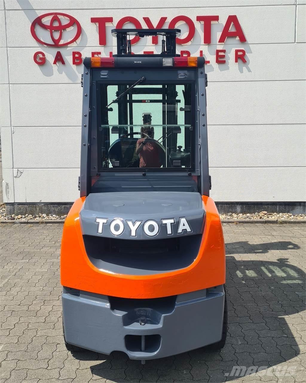 Toyota 02-8FDJF35 Wózki Diesla