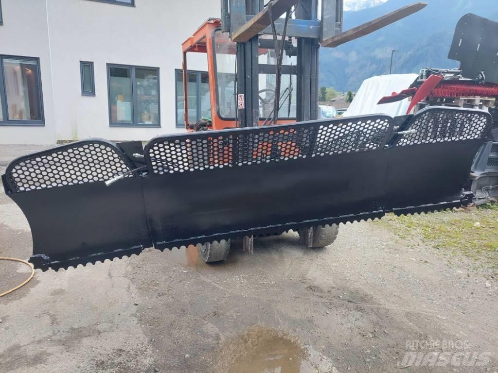 Prinoth Husky Maszyny budowlane - Inne