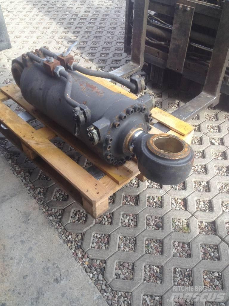  Siłownik Volvo 220 E Ładowarki kołowe