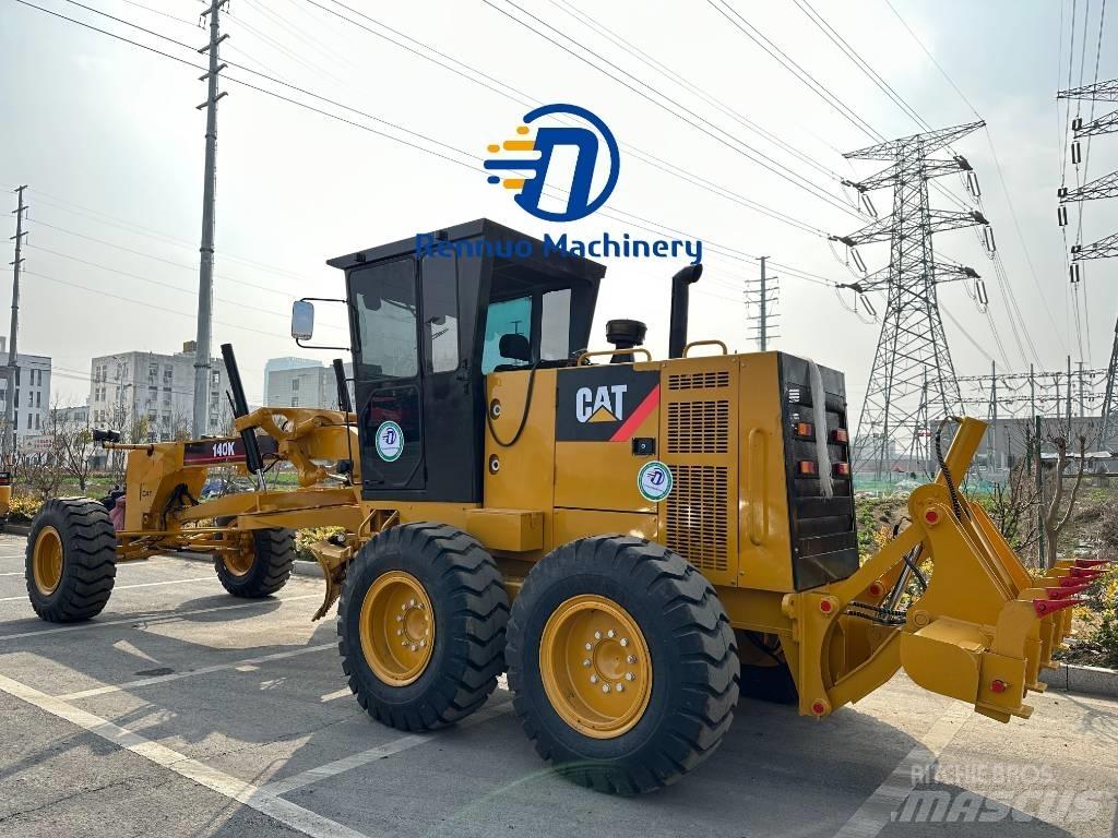 CAT 140K Równiarki