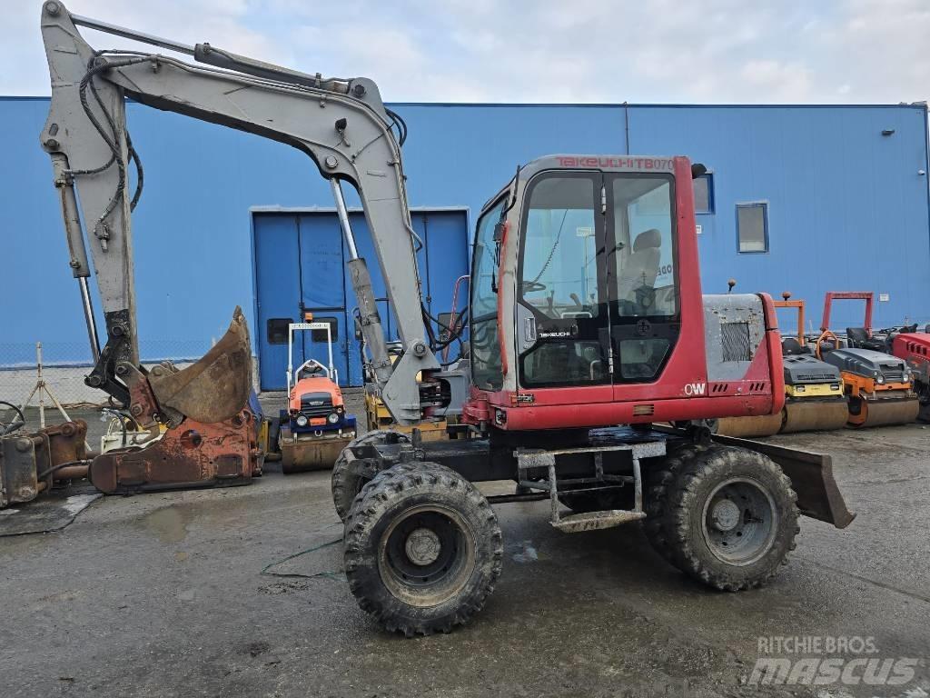 Takeuchi TB070W Koparki kołowe