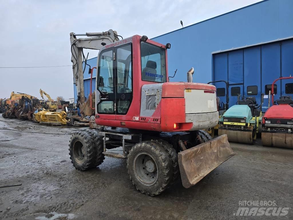 Takeuchi TB070W Koparki kołowe