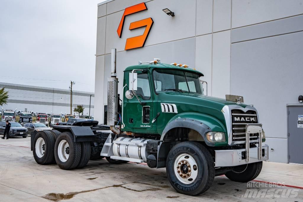 Mack Granite Ciągniki siodłowe
