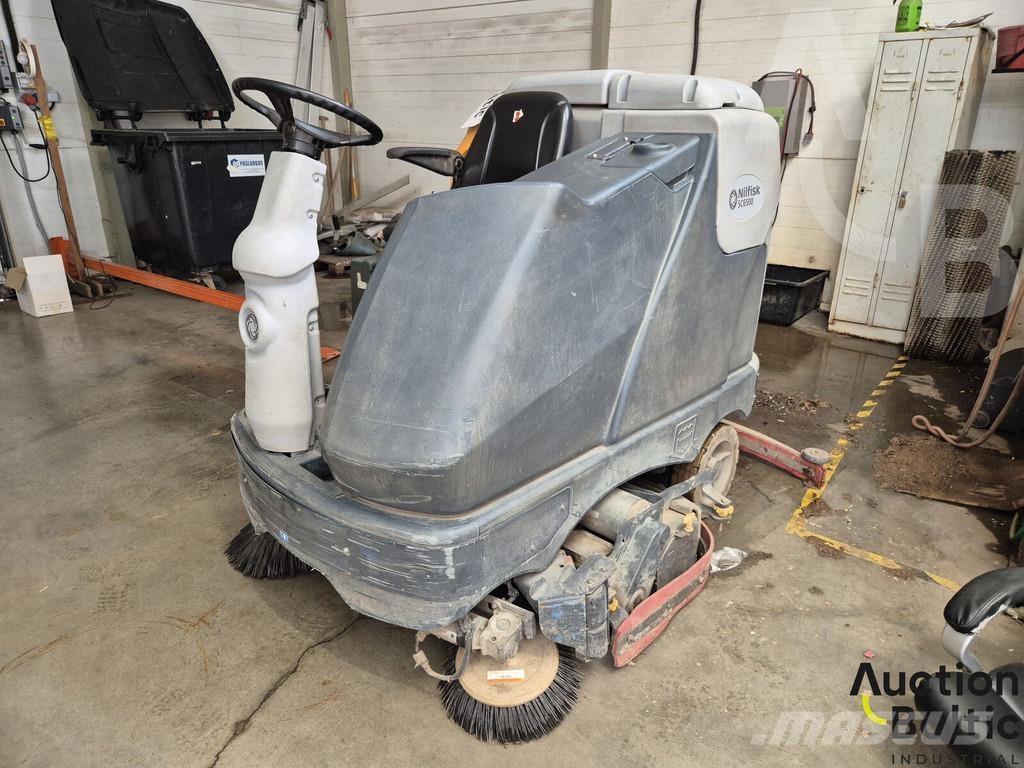 Nilfisk SC6500 Zamiatarki - Zgarniarki - Odśnieżarki