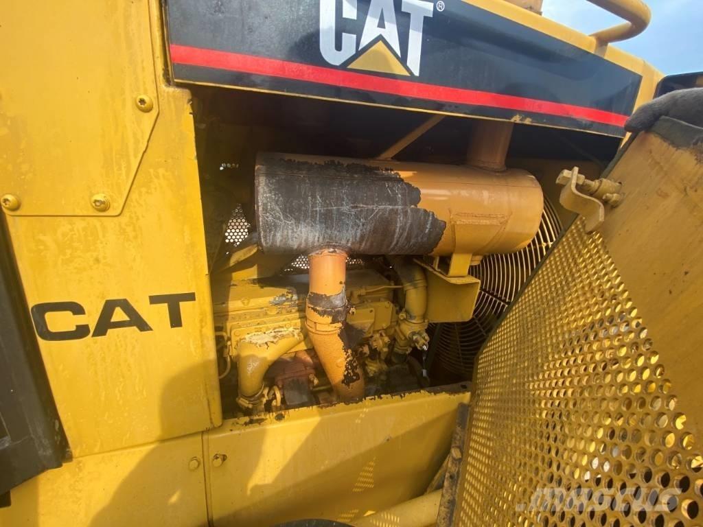 CAT D6R Spycharki gąsienicowe