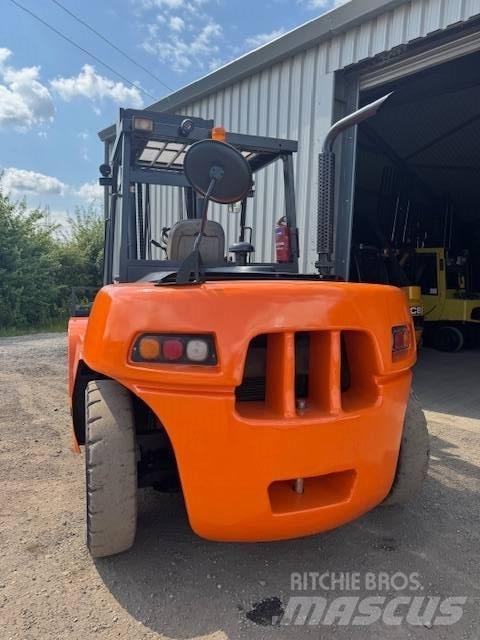 Doosan D 90 S-5 Wózki Diesla