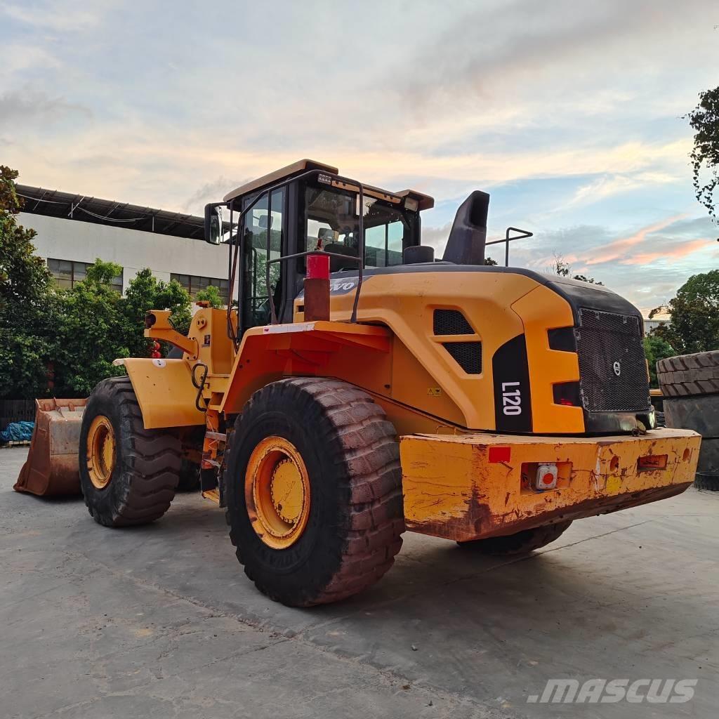 Volvo L 120 Ładowarki kołowe