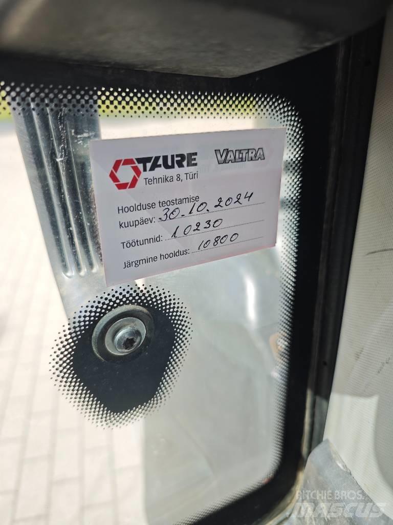 Valtra T 214 D Ciągniki rolnicze