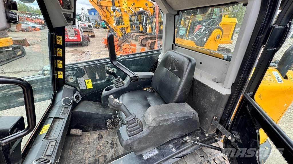 JCB 3 TS-8T Ładowarki burtowe