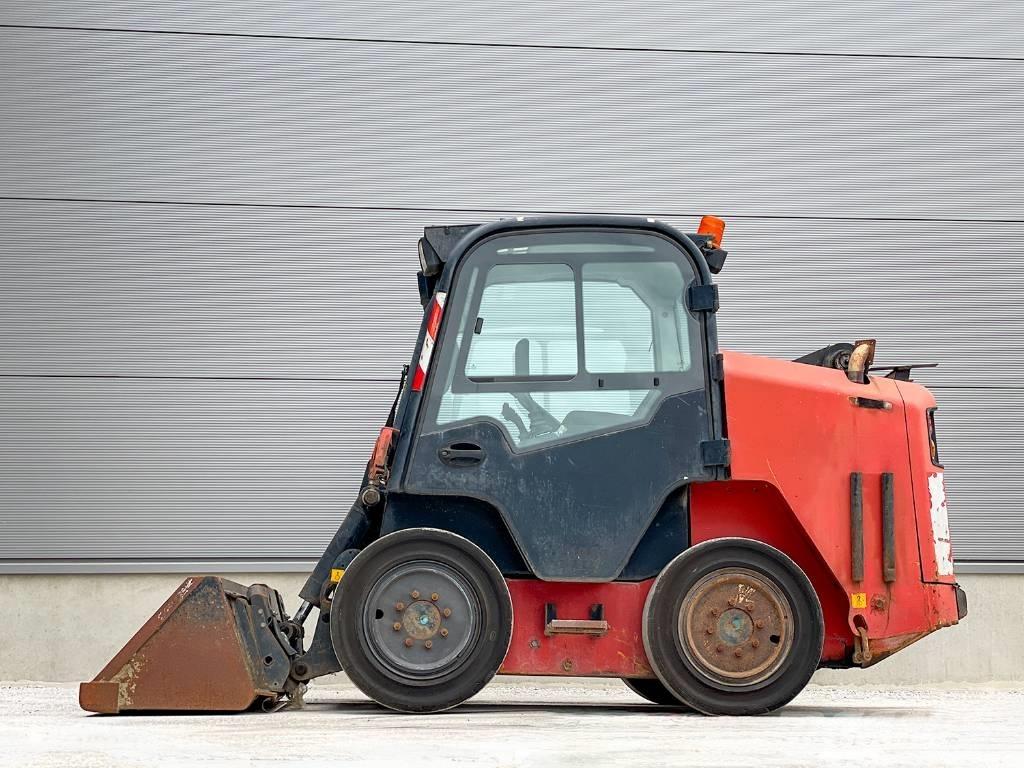 JCB R260 Ładowarki burtowe