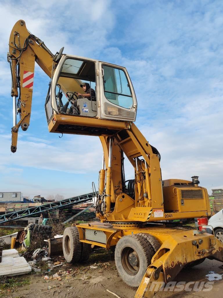 Liebherr 904C Koparki przeładunkowe