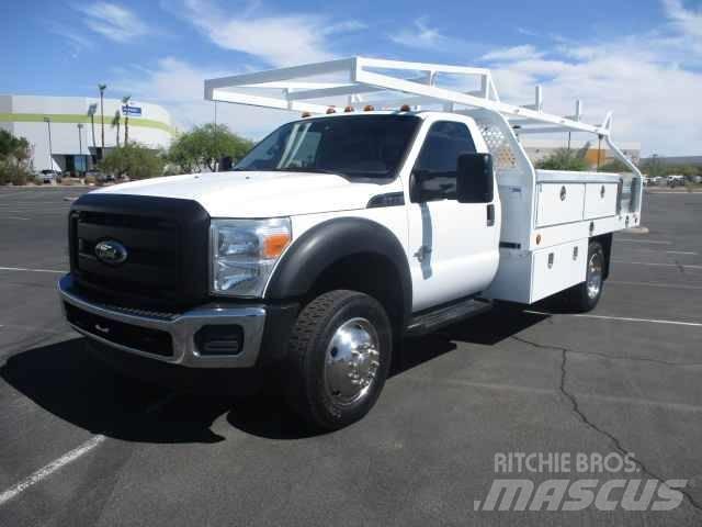 Ford F 550 SD Pojazdy komunalne