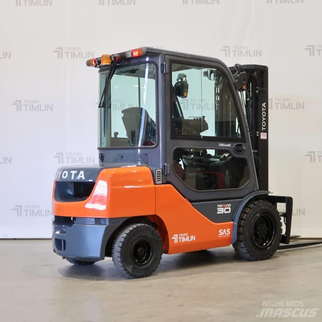 Toyota 02-8FDF30 Wózki Diesla