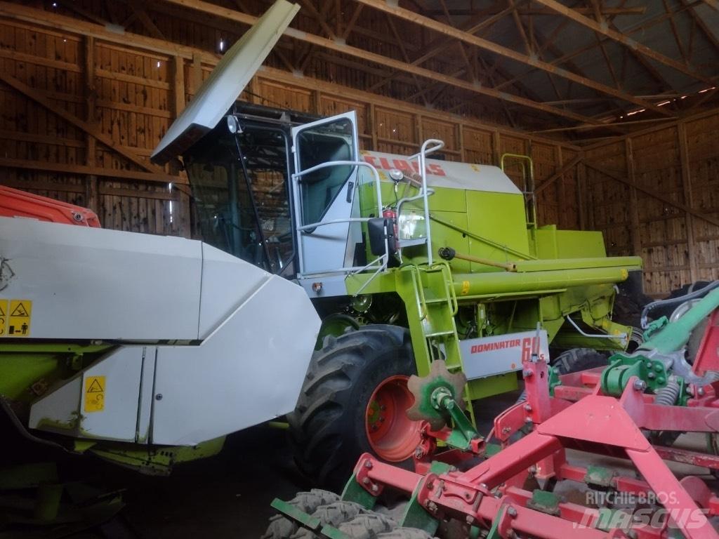 CLAAS 68 S Kombajny zbożowe