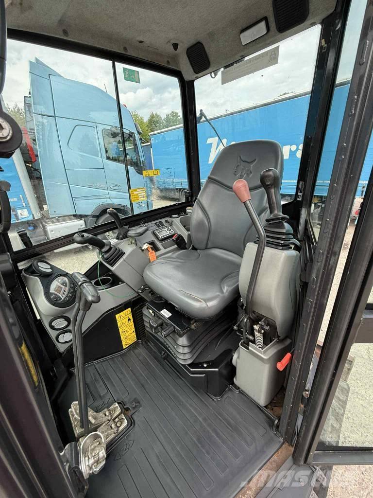 Bobcat E 27z Minikoparki