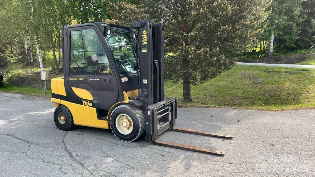 Yale GDP30VX Wózki Diesla