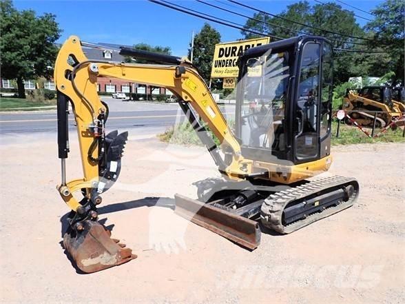 CAT 302.7D CR Minikoparki