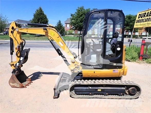 CAT 302.7D CR Minikoparki