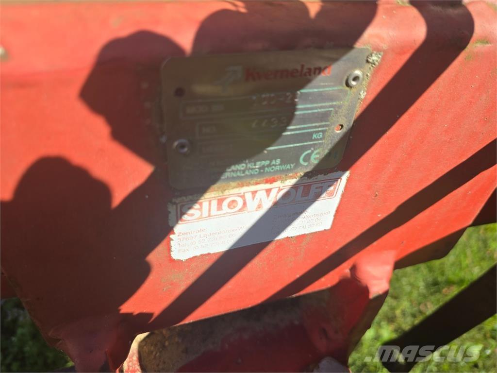 Kverneland BB 100 Pługi