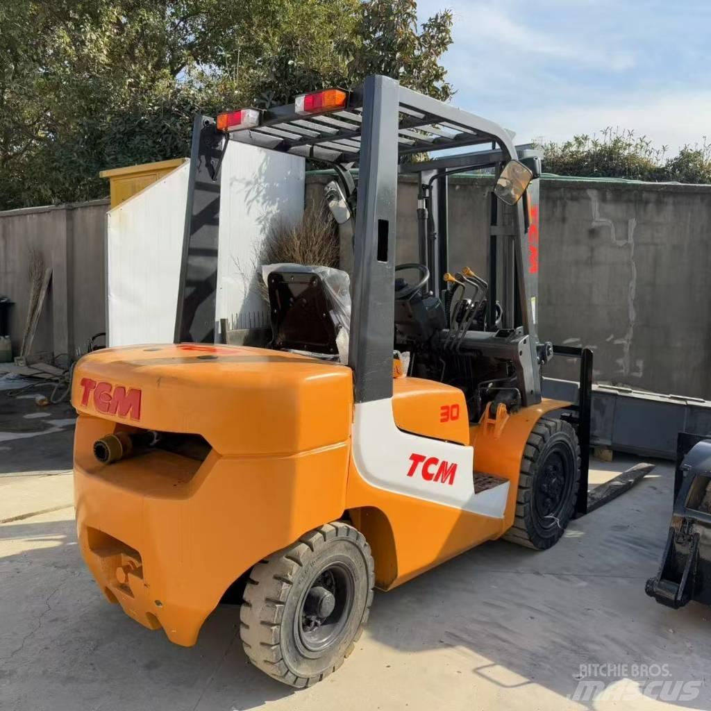 TCM FD 30 Wózki Diesla