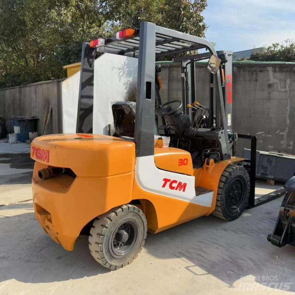 TCM FD 30 Wózki Diesla