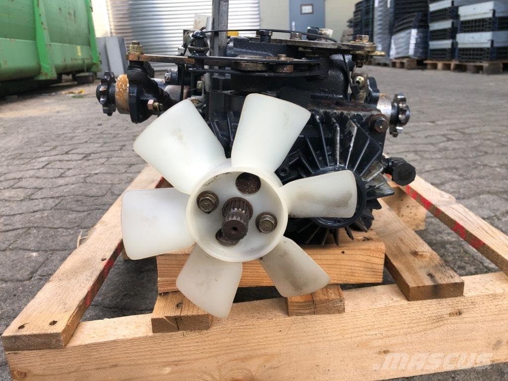 Iseki SXG 19 Kosiarki mechaniczne ze stojącą pozycją operatora
