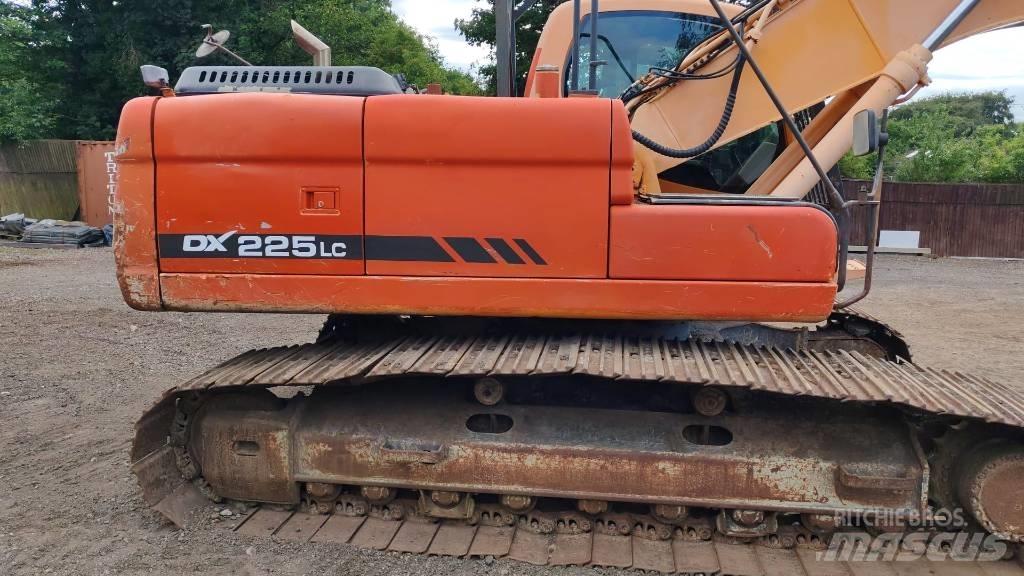 Doosan DX 225 LC Koparki gąsienicowe