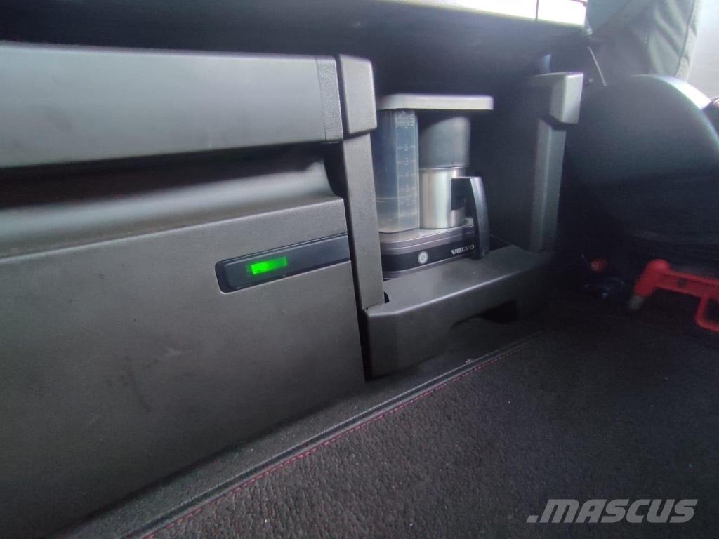 Volvo FH 500 Ciężarówki typu Platforma / Skrzynia