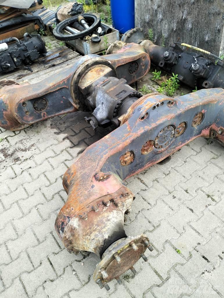 John Deere 1270B Gąsienice, łańcuchy i podwozia