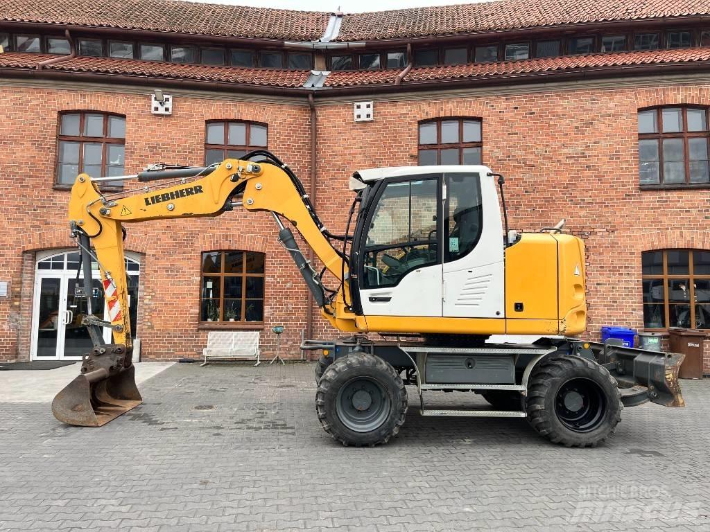 Liebherr A 910 Comp Koparki kołowe