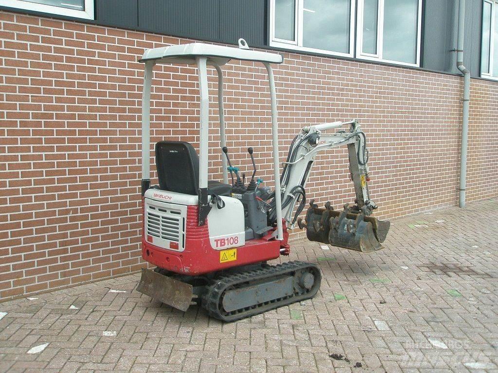 Takeuchi TB108 Minikoparki