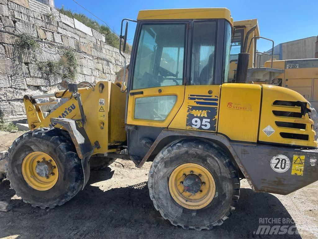 Komatsu WA95-3 Ładowarki kołowe