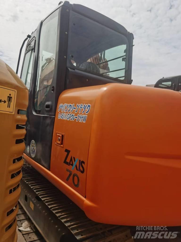 Hitachi ZX 70 Minikoparki