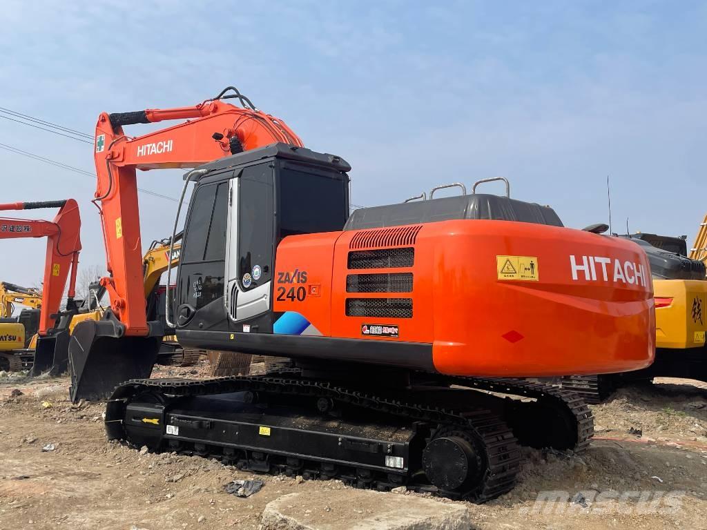 Hitachi ZX 240 Koparki gąsienicowe