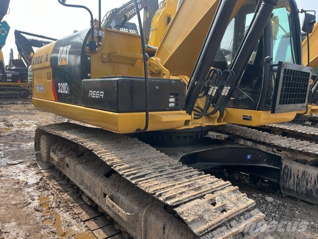 CAT 320 D Koparki gąsienicowe