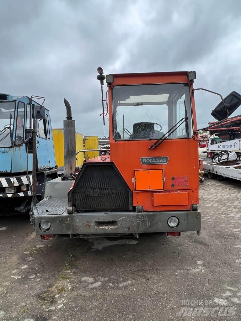 Bollnäs BT25T Ciągniki terminalowe