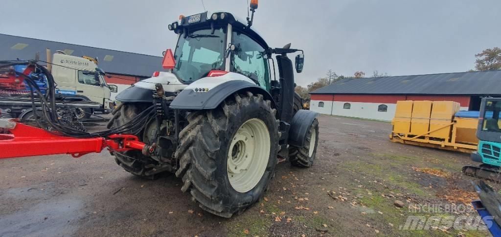Valtra T 234 Versu Ciągniki rolnicze