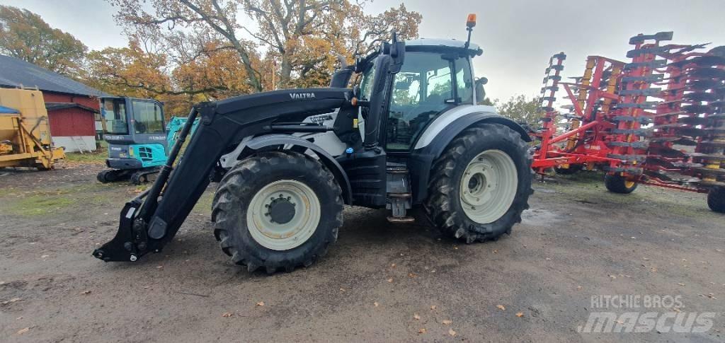 Valtra T 234 Versu Ciągniki rolnicze