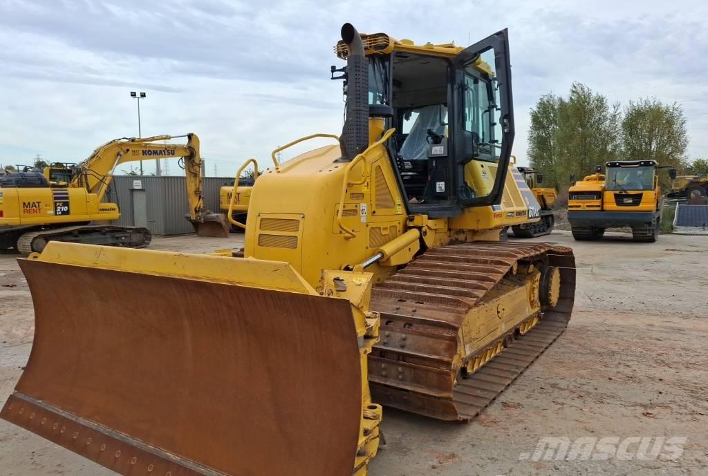 Komatsu D61PXI-24E0 Spycharki gąsienicowe