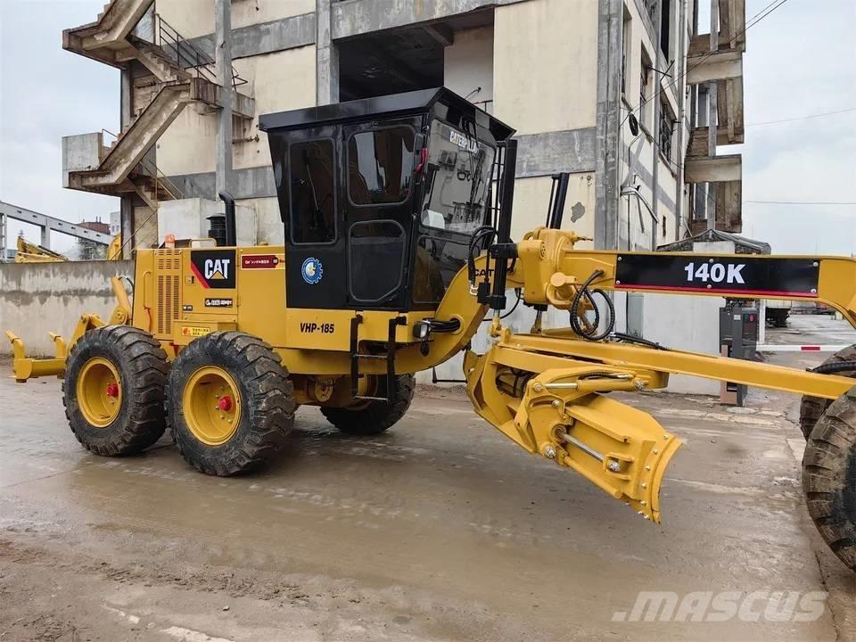 CAT 140K Równiarki