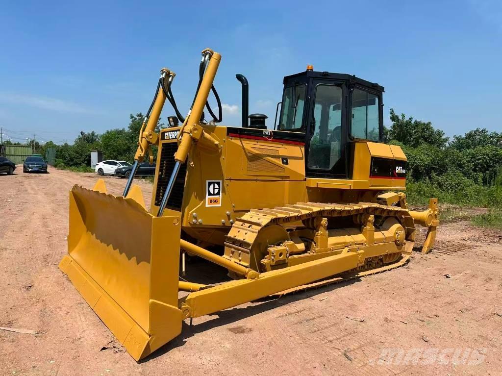 CAT D6G Spycharki gąsienicowe